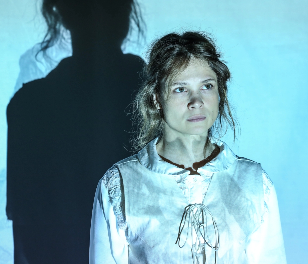 A ROOM OF ONE'S OWN [?]